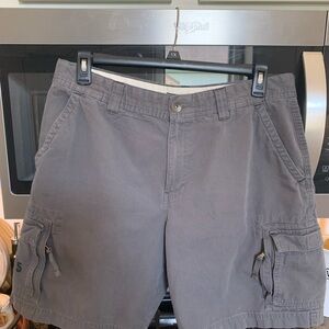 Men's Gray Cargo Shorts
